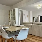 Appart' Cosy - Loggia & Balcon - Lit Queen Size Apartment