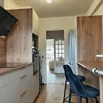 Apartment Appart' Cosy - Loggia & Balcon - Lit Queen Size