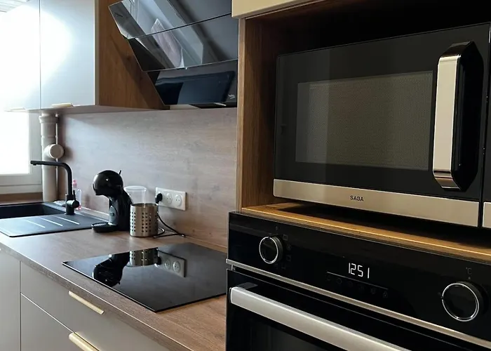 Appart' Cosy - Loggia & Balcon - Lit Queen Size * Aurillac